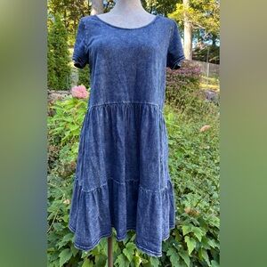 Jane and Delaney T Shirt Dress